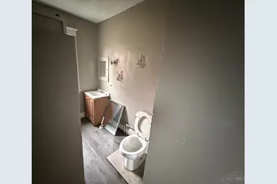 3514 Bevis Avenue, Cincinnati, OH 45207 - Photo 11