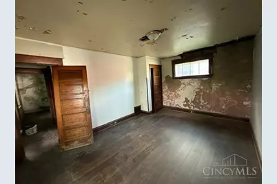 2307 Vine Street, Cincinnati, OH 45219 - Photo 13