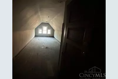 2307 Vine Street, Cincinnati, OH 45219 - Photo 15