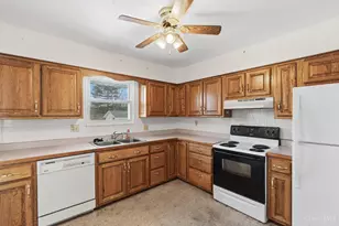 551 Randolph St, Wilmington, OH 45177 - Photo 5