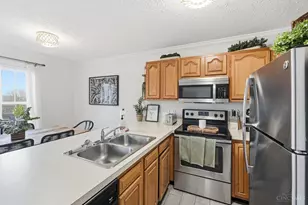 2521 Ravine St, Cincinnati, OH 45219 - Photo 9