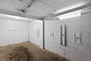 1762 Ashbrook Dr, Cincinnati, OH 45238 - Photo 25