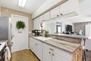 3181 Preserve Ln, Colerain Township, OH 45239 - Photo 7