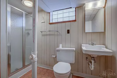 2210 Varelman Avenue, Cincinnati, OH 45212 - Photo 29