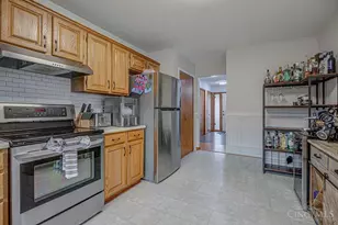 20013 Ravenda Dr, Lawrenceburg, IN 47025 - Photo 13