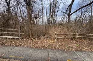 4272 Foley Rd, Cincinnati, OH 45238 - Photo 1