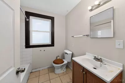 547 Flatt Terrace, Cincinnati, OH 45232 - Photo 23