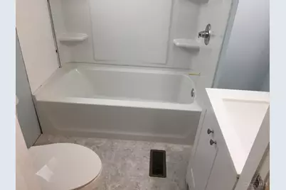 527 Riddle Road, Cincinnati, OH 45220 - Photo 7