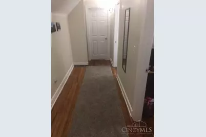 527 Riddle Road, Cincinnati, OH 45220 - Photo 9