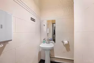 619 Main St, Cincinnati, OH 45202 - Photo 11