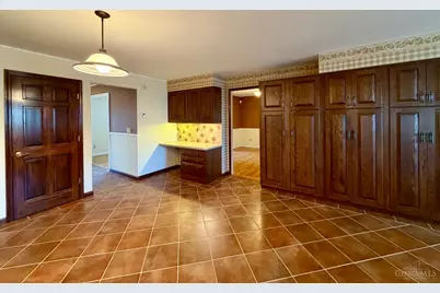 839 Summerfield Lane, Springdale, OH 45240 - Photo 9