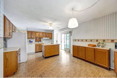 147 N Ruskin Drive, Springdale, OH 45246 - Photo 13