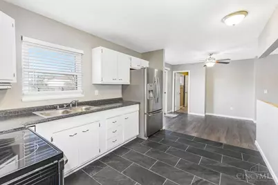 10061 Sturgeon Lane, Colerain Township, OH 45251 - Photo 13