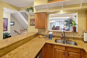 5925 Castlewood Crossing, Miami Township, OH 45150 - Photo 5