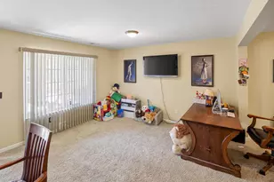 5925 Castlewood Crossing, Miami Township, OH 45150 - Photo 27