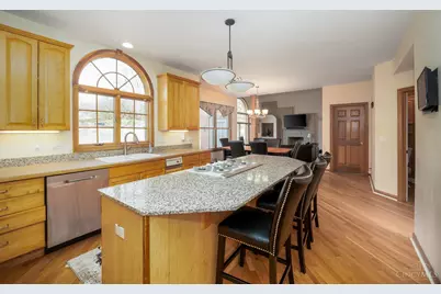 8485 Deer Path, West Chester, OH 45069 - Photo 13