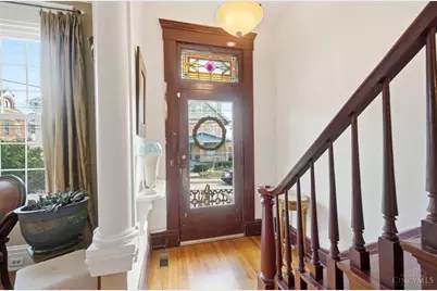 2711 Hackberry Street, Cincinnati, OH 45206 - Photo 5