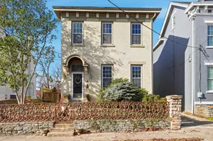 2711 Hackberry St, Cincinnati, OH 45206 - Photo 1