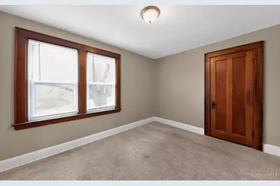 1059 Lockman Avenue, Cincinnati, OH 45238 - Photo 9