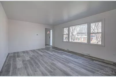 3553 Edgeview Drive, Cincinnati, OH 45213 - Photo 3