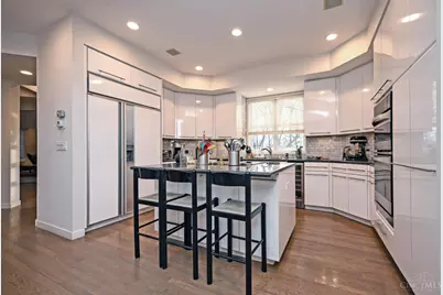 7510 Fernwood Drive, Cincinnati, OH 45237 - Photo 23