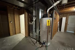 1040 Olde Station Ct, Fairfield, OH 45014 - Photo 27