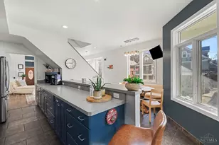 396 Probasco St, Cincinnati, OH 45220 - Photo 3