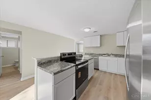 12130 Lakefront Dr, Paint Township, OH 45133 - Photo 7