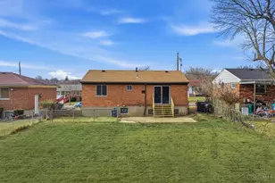 2043 E Teralta Cir, Cincinnati, OH 45211 - Photo 29