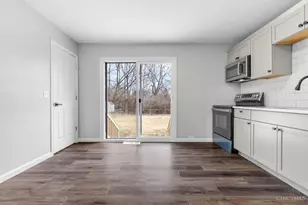 2043 E Teralta Cir, Cincinnati, OH 45211 - Photo 11