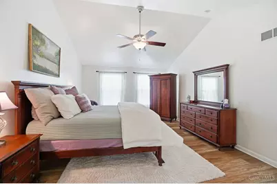 689 Bostwick Court, Union Township, OH 45244 - Photo 35