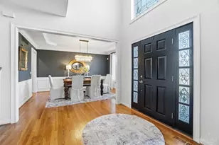 884 River Forest Dr, Hamilton Township, OH 45039 - Photo 5