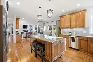 884 River Forest Dr, Hamilton Township, OH 45039 - Photo 15