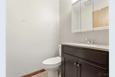 10432 Hickory Point Drive, Blue Ash, OH 45242 - Photo 35