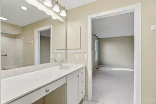 10432 Hickory Point Dr, Blue Ash, OH 45242 - Photo 17