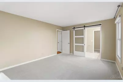 10432 Hickory Point Drive, Blue Ash, OH 45242 - Photo 13