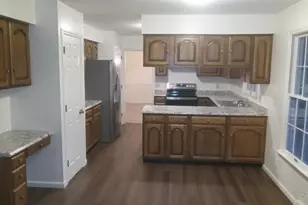 7284 Kirkridge Dr, Green Township, OH 45233 - Photo 3