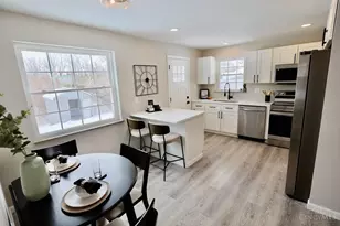 1476 Foxwood Dr, Cincinnati, OH 45231 - Photo 5