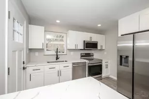 1476 Foxwood Dr, Cincinnati, OH 45231 - Photo 7