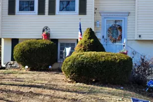 704 Dover Ave, Middletown, OH 45044 - Photo 1