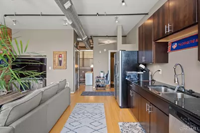 1202 Main Street #9, Cincinnati, OH 45202 - Photo 9