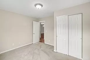 5491 Asbury Lake Dr, Green Township, OH 45247 - Photo 11