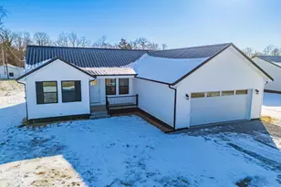 186 S Market St, West Union, OH 45693 - Photo 1