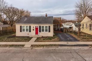 483 Valley View, South Lebanon, OH 45065 - Photo 1