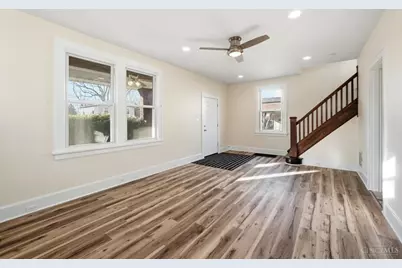 120 W Seventy Second Street, Cincinnati, OH 45216 - Photo 9