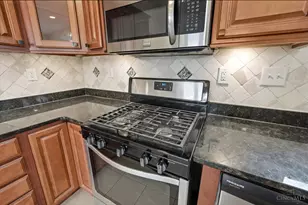 120 W Seventy Second St, Cincinnati, OH 45216 - Photo 23