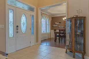 6097 Lovelace Dr, Fairfield Township, OH 45011 - Photo 5