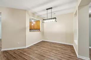 2002 Commons Cir Dr, Batavia Township, OH 45103 - Photo 9