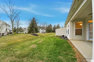 2002 Commons Cir Dr, Batavia Township, OH 45103 - Photo 41