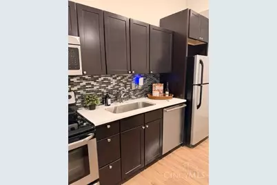 1150 Vine Street #15, Cincinnati, OH 45202 - Photo 5